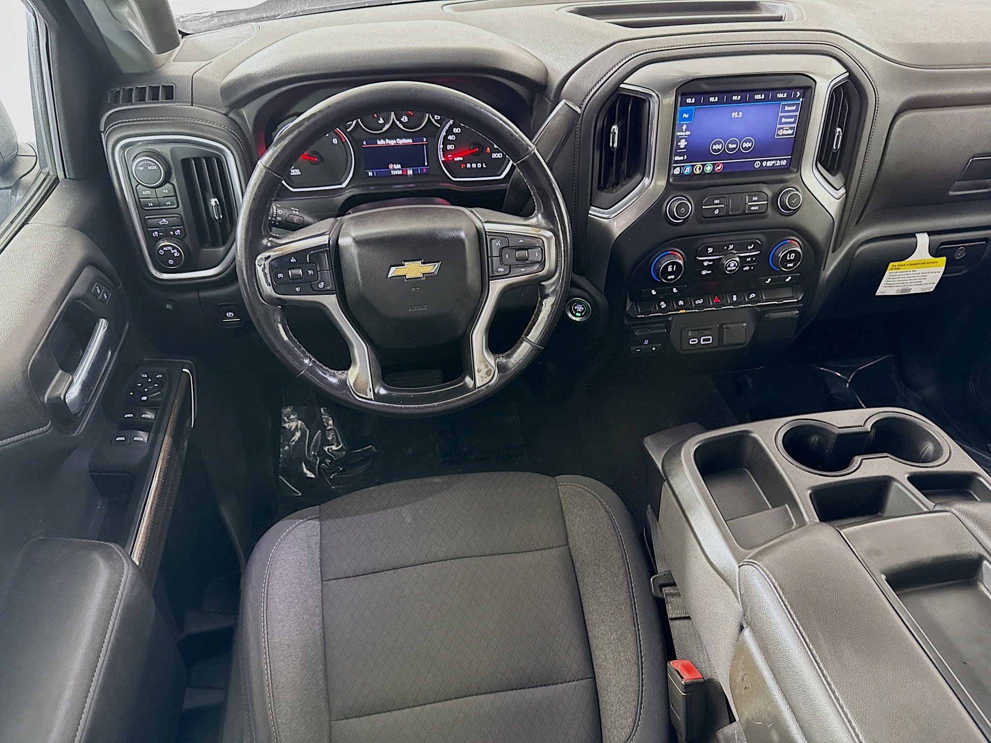 Used 2020 Chevrolet Silverado 1500 LT image 17