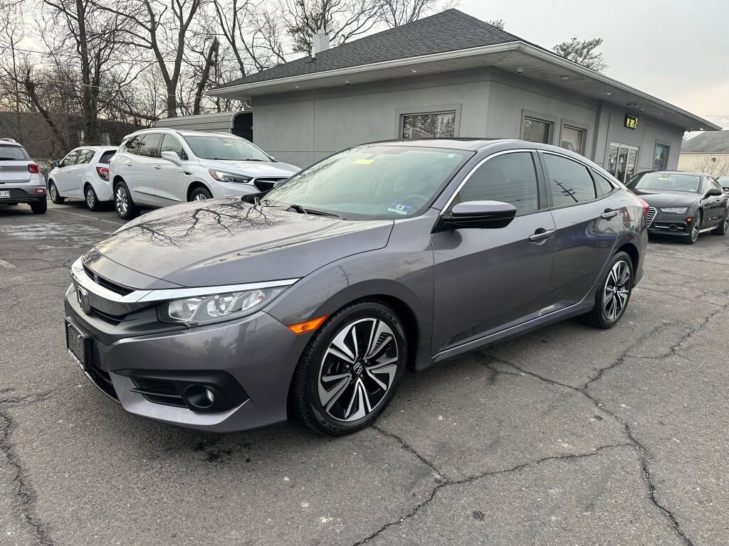 Used 2017 Honda Civic EX-T image 3