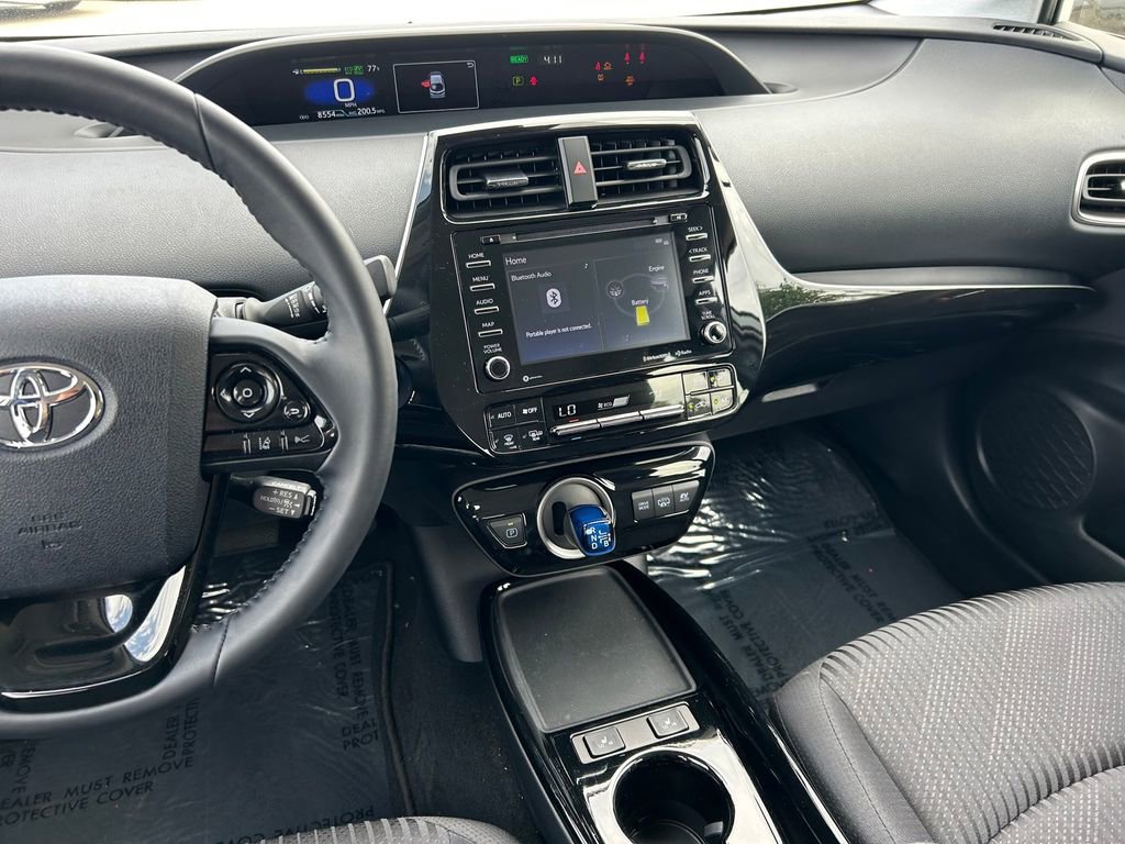 Used 2022 Toyota Prius Prime LE FWD image 17