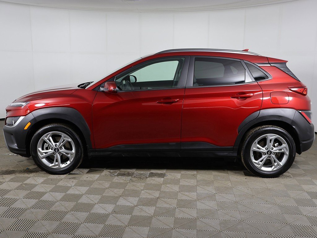Used 2023 Hyundai Kona SEL image 12
