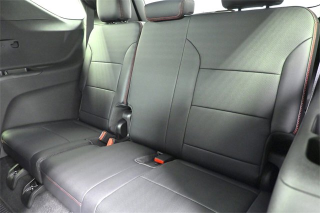 New 2026 Chevrolet Traverse RS w/ LPO, Floor Liner Package image 17