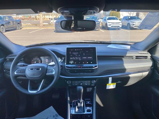 New 2026 Jeep Compass Latitude AWD/4WD image 22