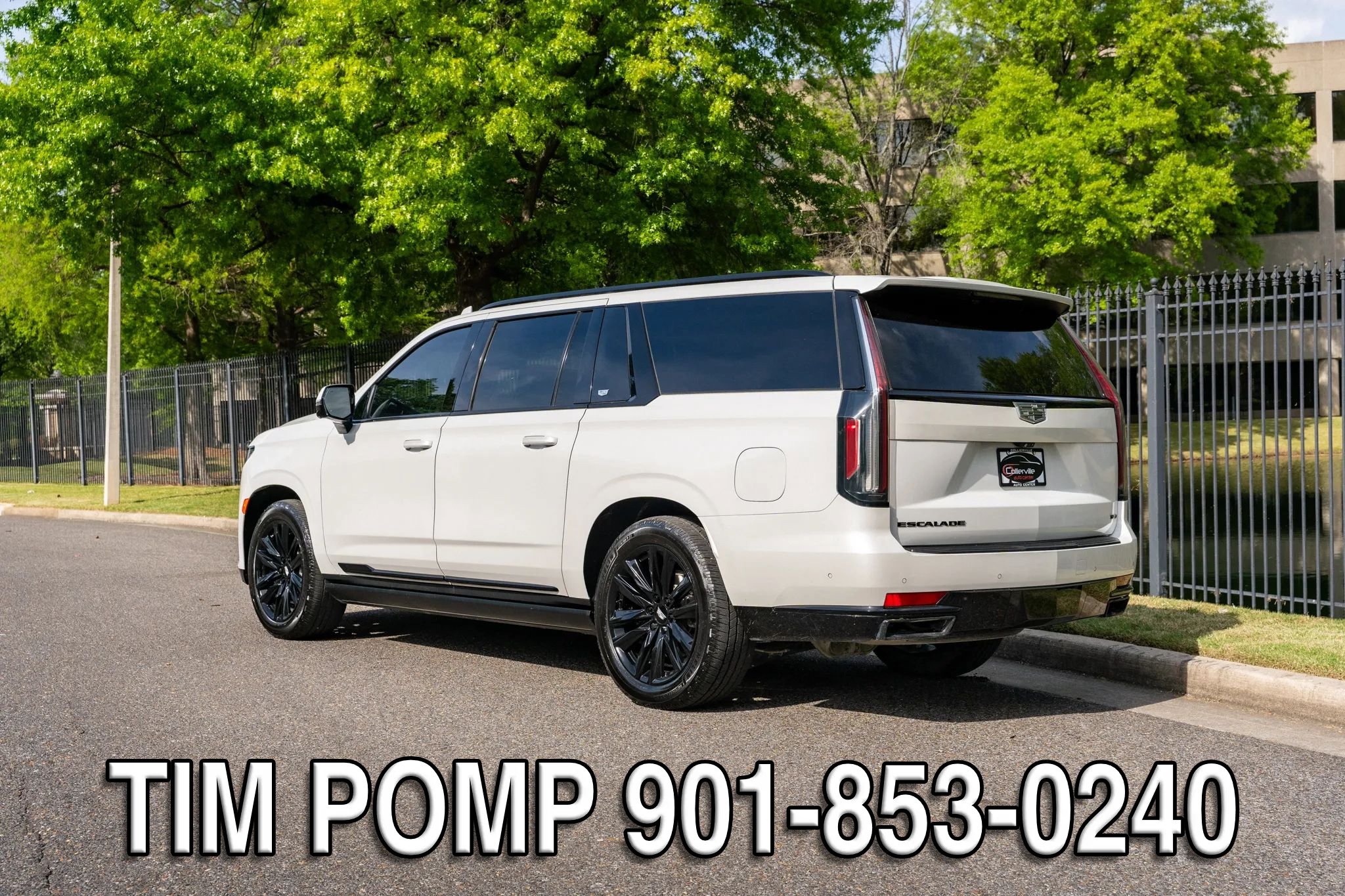 Used 2023 Cadillac Escalade ESV Sport Platinum w/ Heavy-Duty Trailer Package AWD/4WD image 8