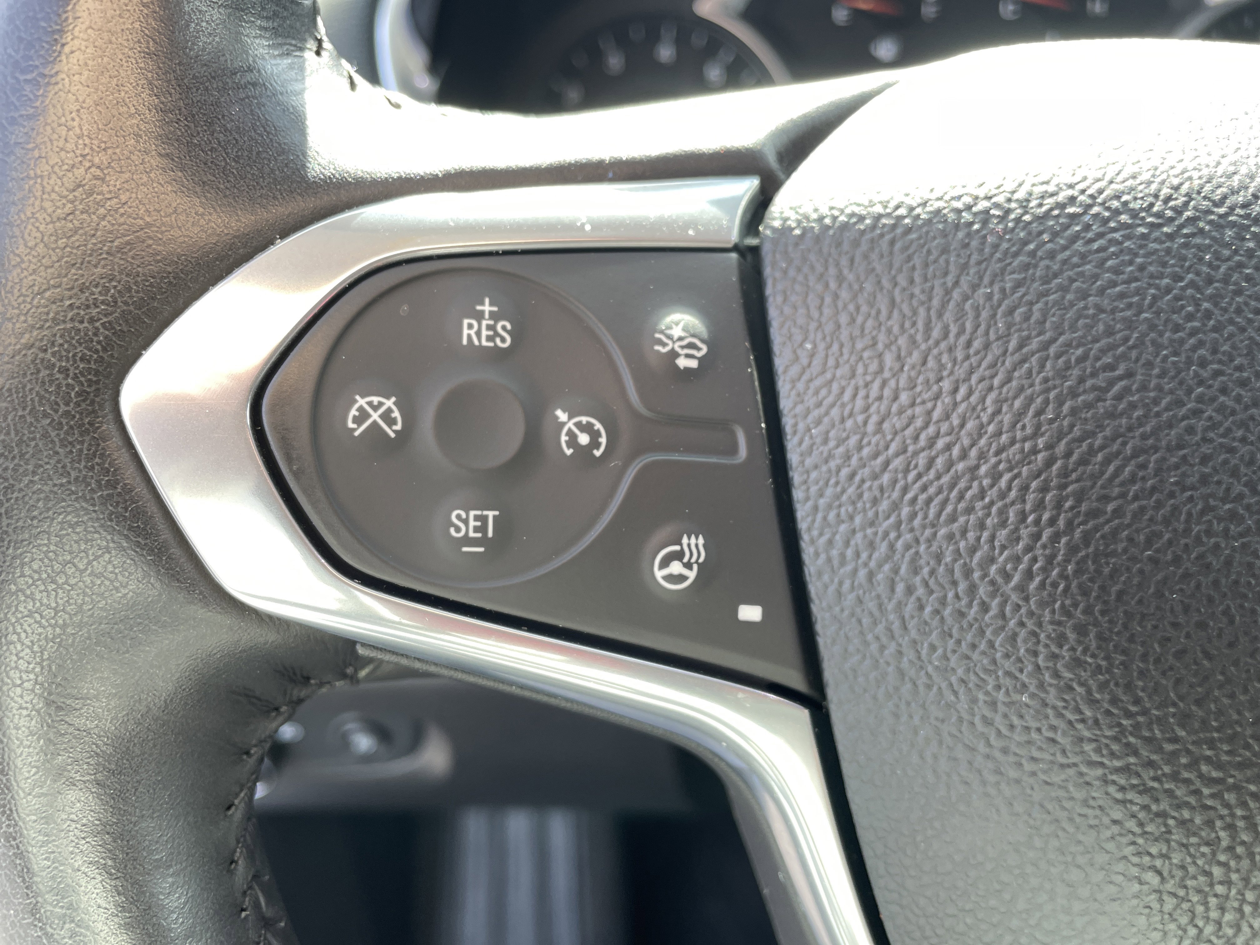 Certified 2021 Chevrolet Traverse RS AWD/4WD image 34