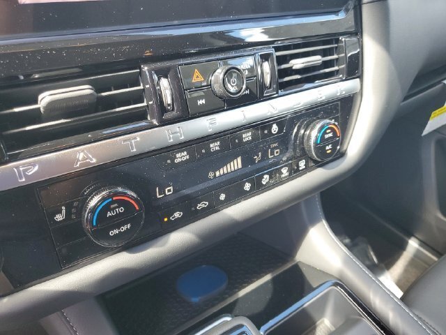 New 2026 Nissan Pathfinder SL FWD image 16