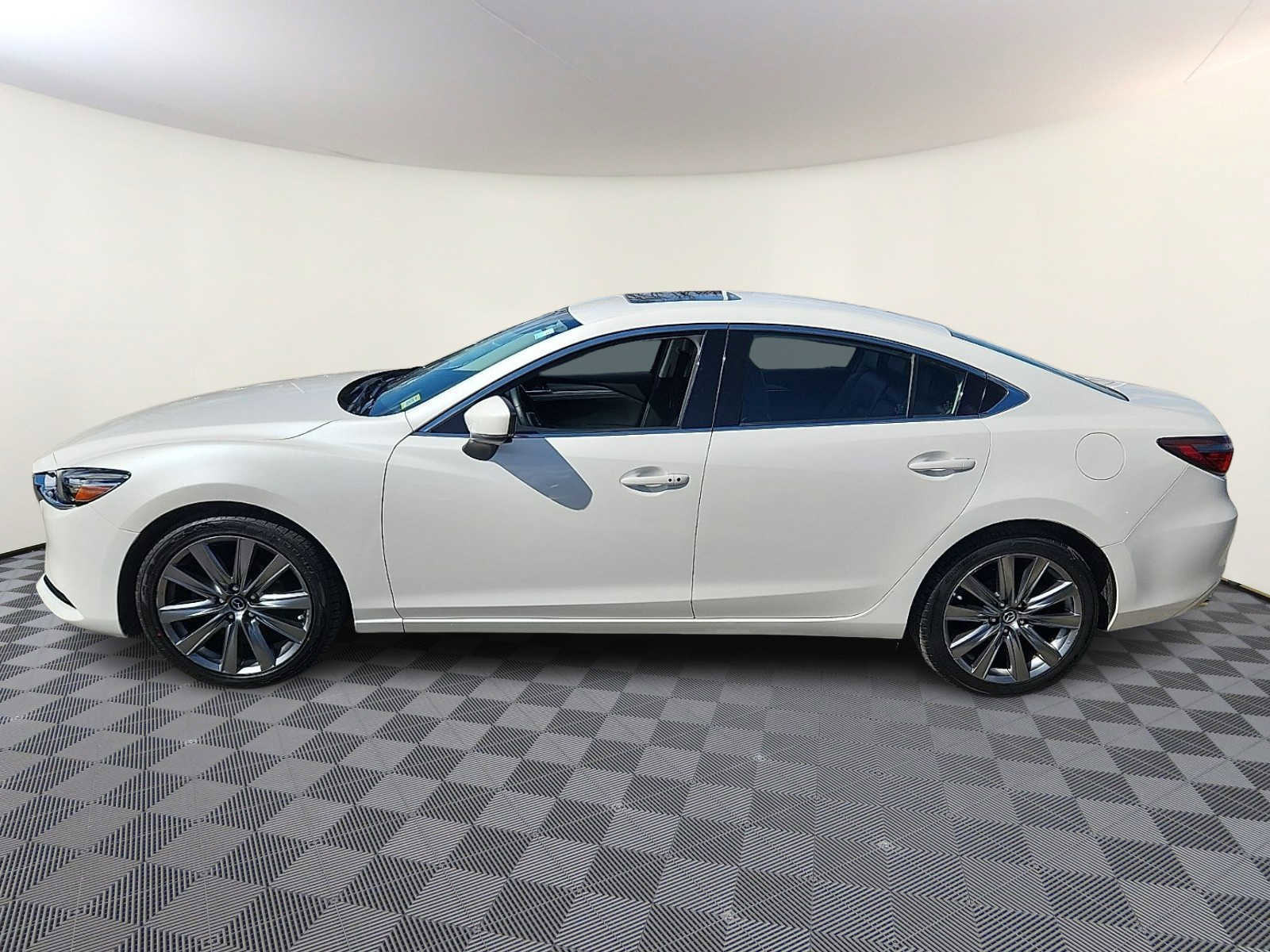 Used 2020 MAZDA MAZDA6 Touring image 8