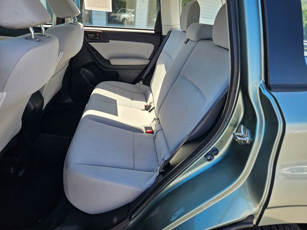 Used 2018 Subaru Forester 2.5i w/ Alloy Wheel Package image 18