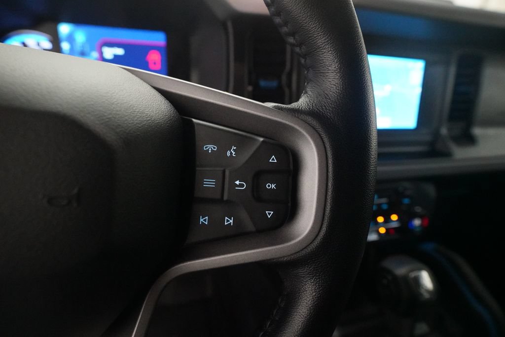Used 2023 Ford Bronco Black Diamond AWD/4WD image 16