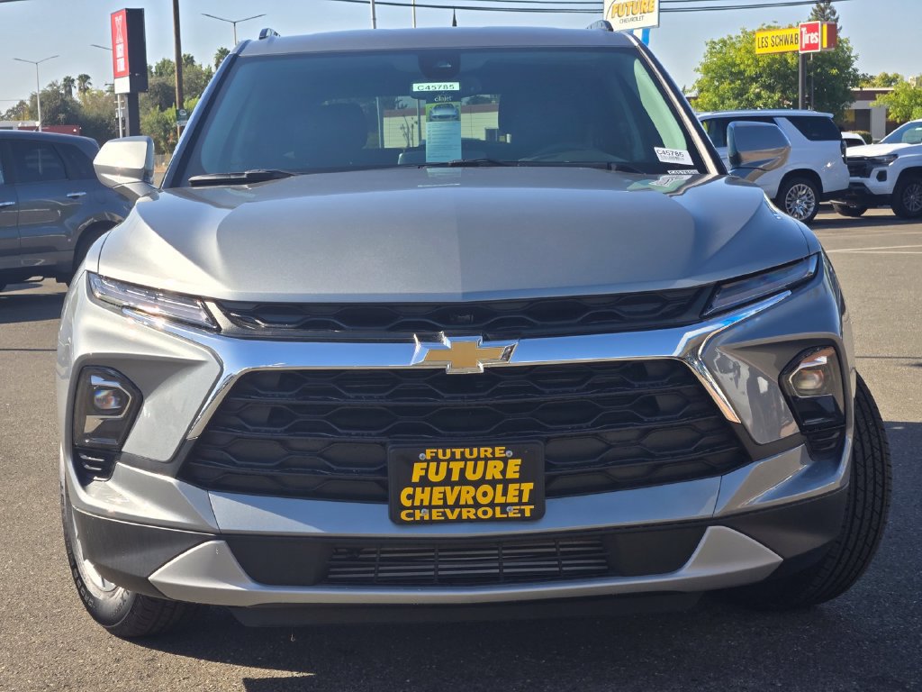 New 2026 Chevrolet Blazer LT w/ Convenience Package AWD/4WD image 2