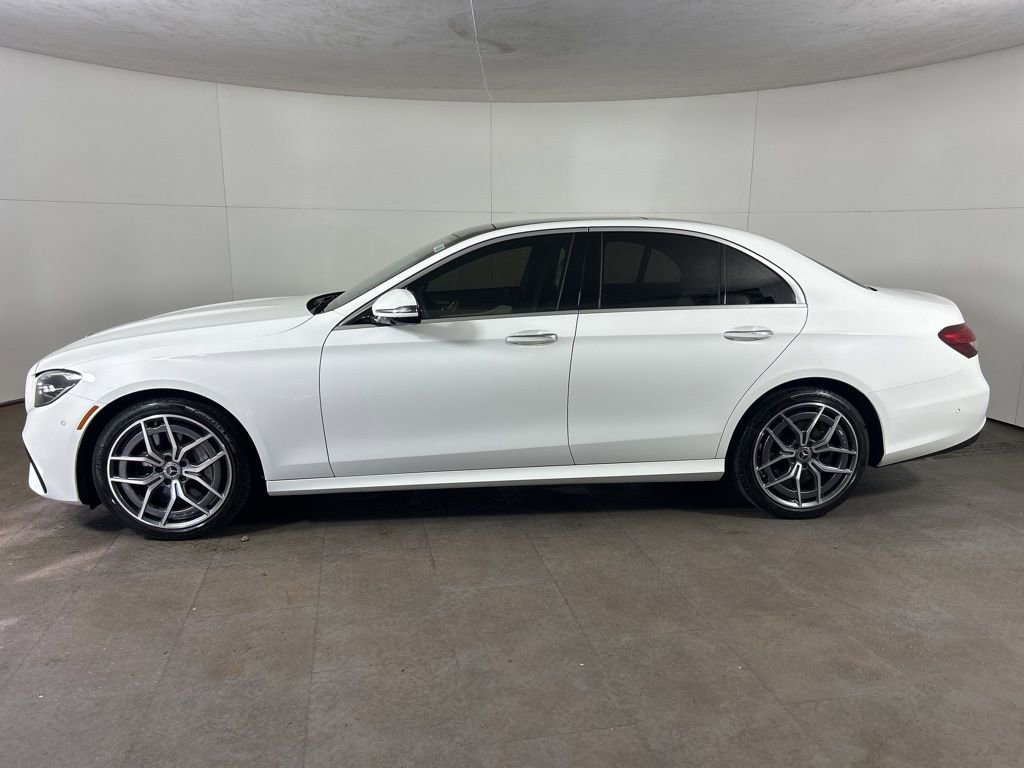 Used 2021 Mercedes-Benz E 350 4MATIC Sedan image 2