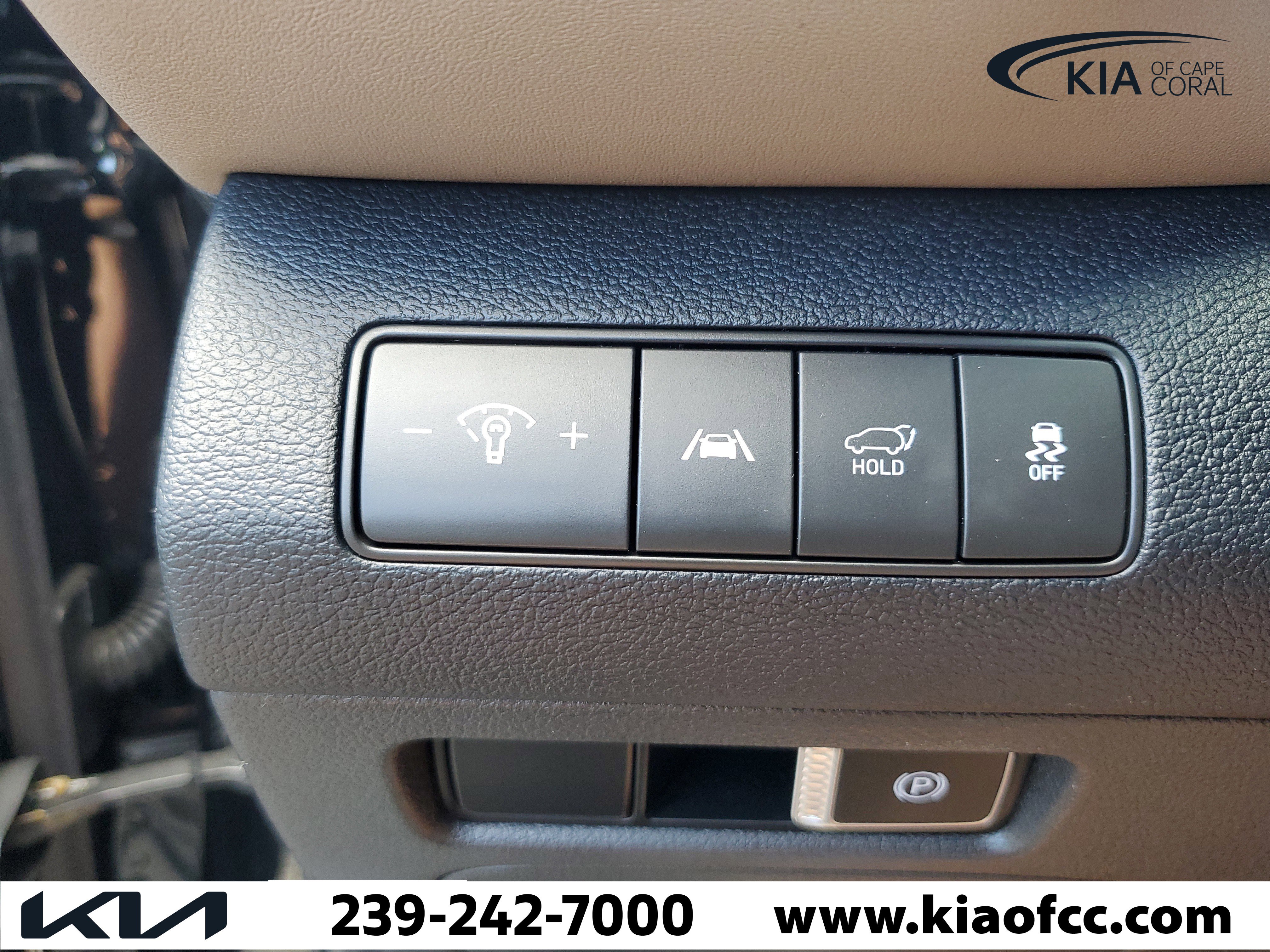 Used 2023 Hyundai Santa Fe SEL FWD image 28