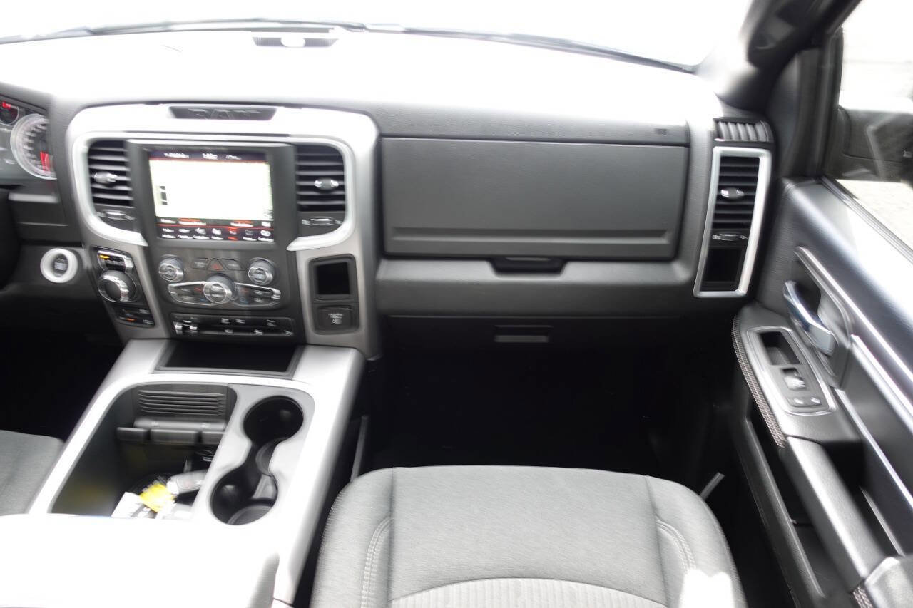 Used 2023 RAM 1500 Classic Warlock image 41