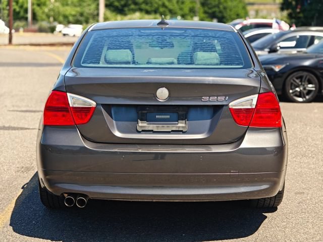 Used 2006 BMW 325i Sedan RWD image 6
