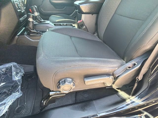 Used 2020 Jeep Wrangler Unlimited Sport AWD/4WD image 19