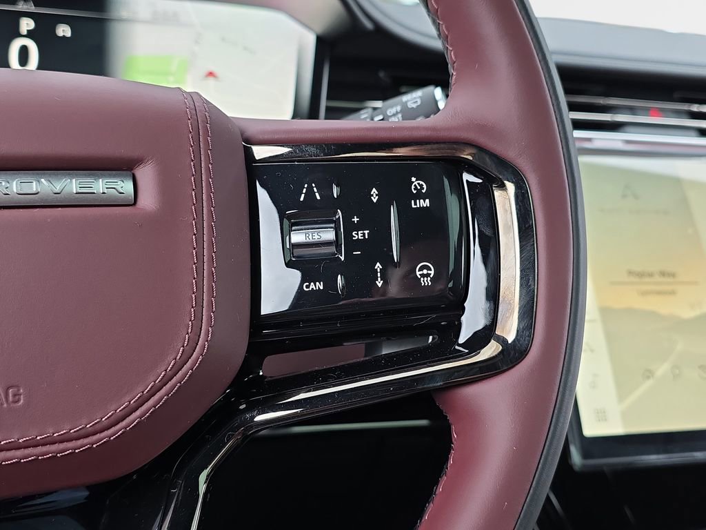 New 2025 Land Rover Range Rover Sport Dynamic SE AWD/4WD image 18
