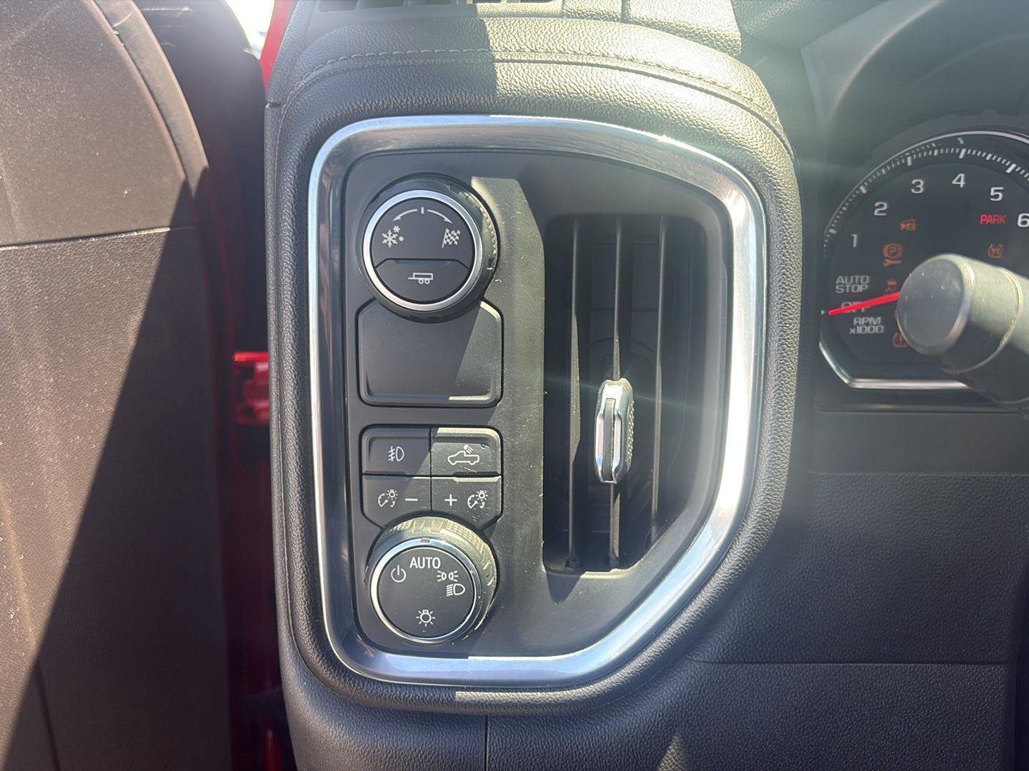 Used 2019 Chevrolet Silverado 1500 RST w/ All-Star Edition RWD image 13