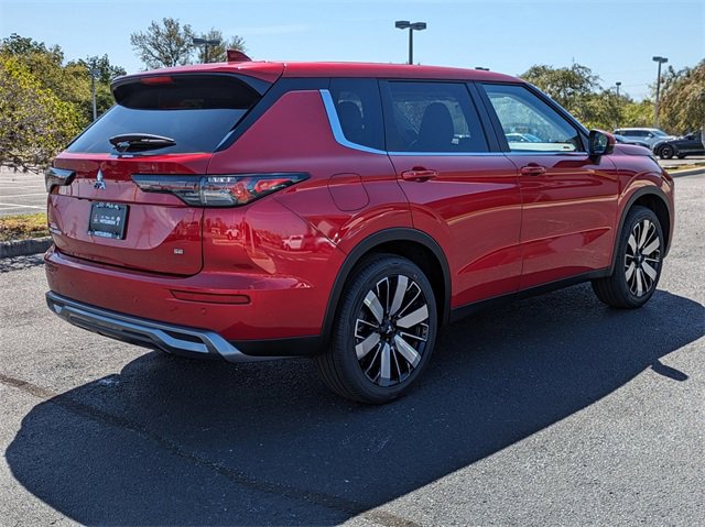 New 2025 Mitsubishi Outlander SE image 5