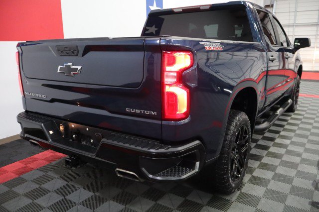 Used 2021 Chevrolet Silverado 1500 Custom Trail Boss AWD/4WD image 25