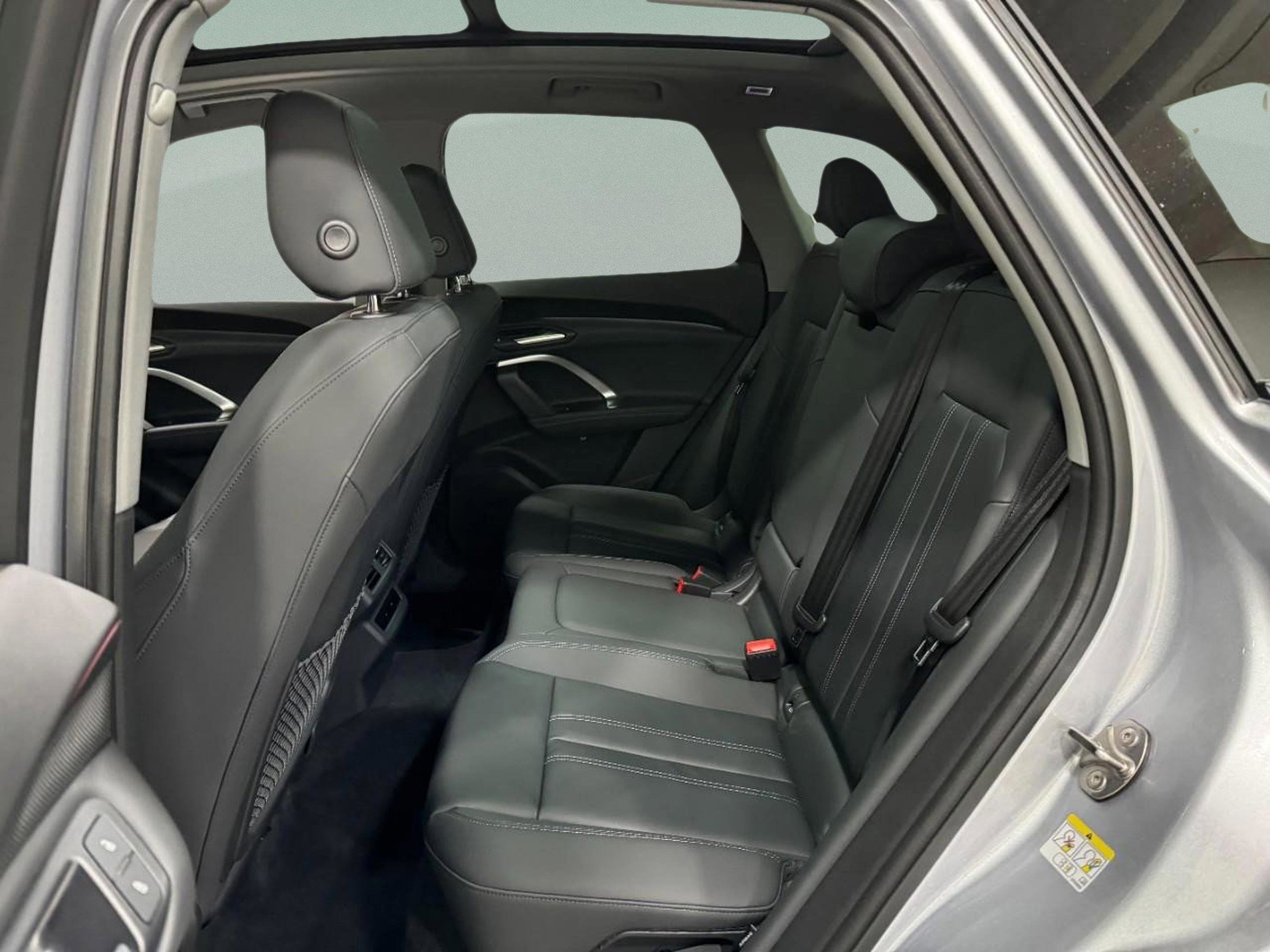 New 2025 Audi Q5 Premium image 8