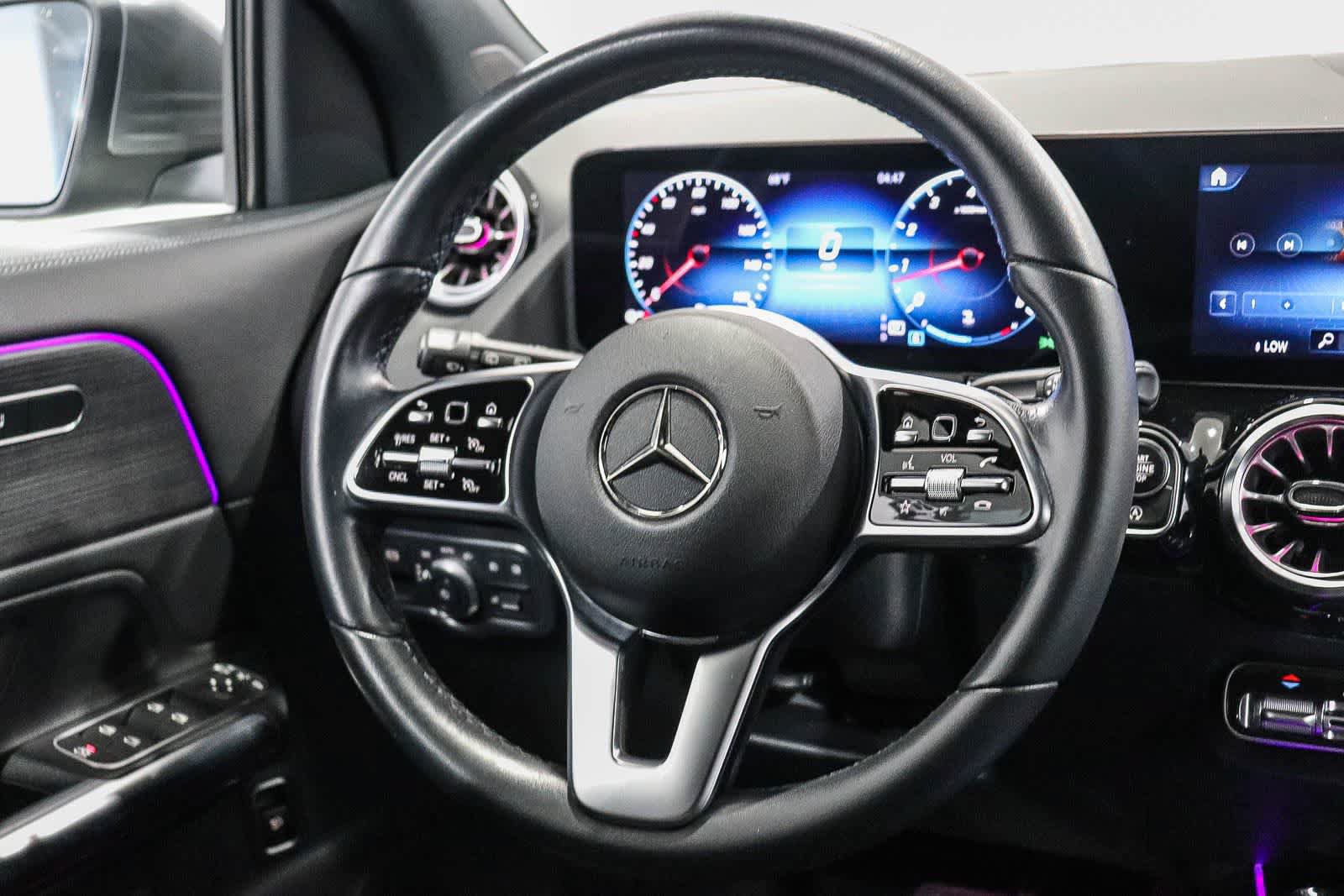 Certified 2022 Mercedes-Benz GLA 250 4MATIC image 16