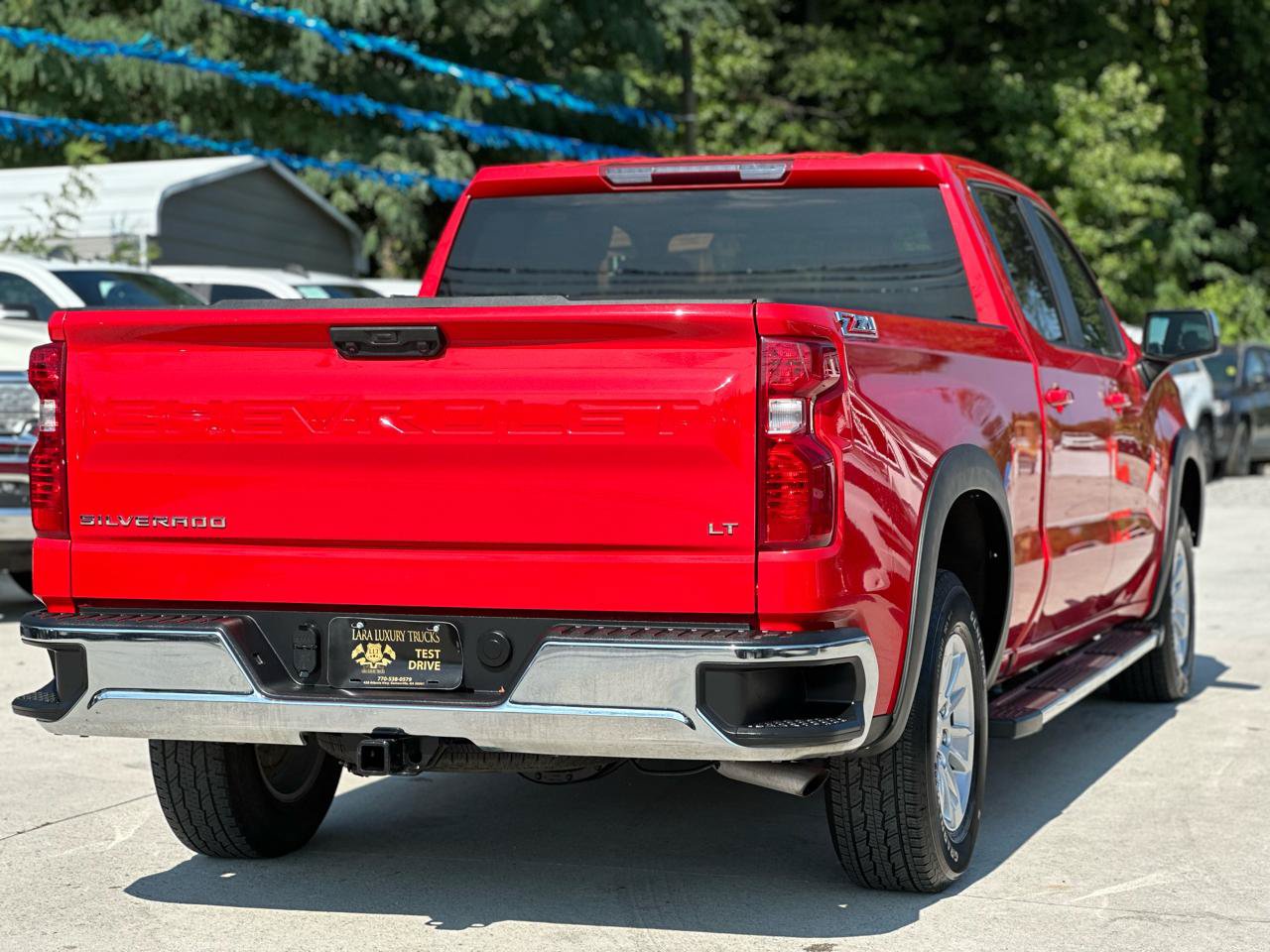 Used 2024 Chevrolet Silverado 1500 LT w/ Protection Package AWD/4WD image 7