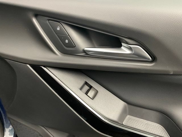 New 2026 Chevrolet Equinox LT w/ Safety and Technology Package FWD image 24