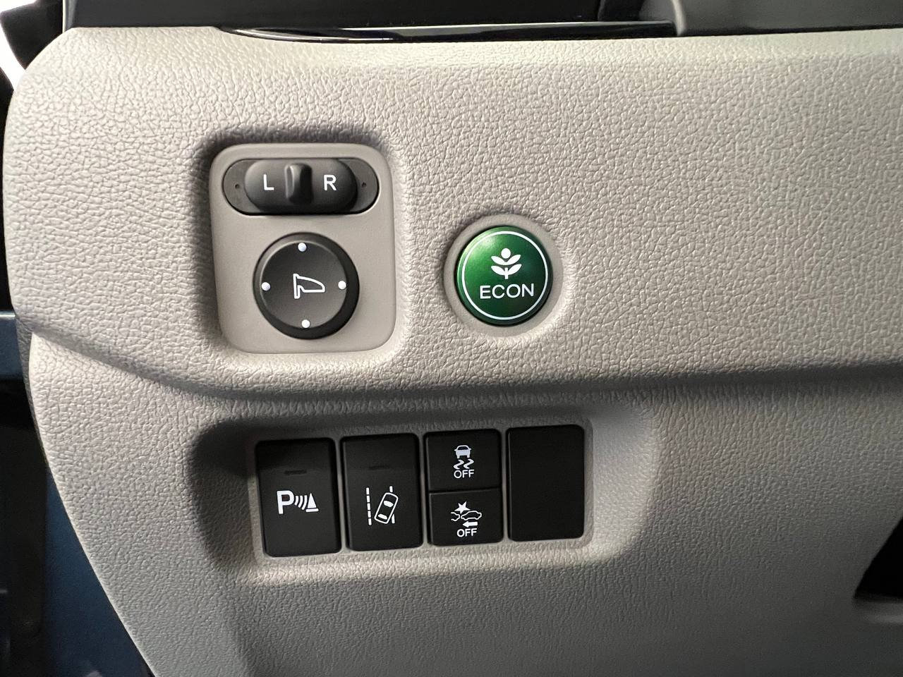 Used 2016 Honda Pilot Elite image 27