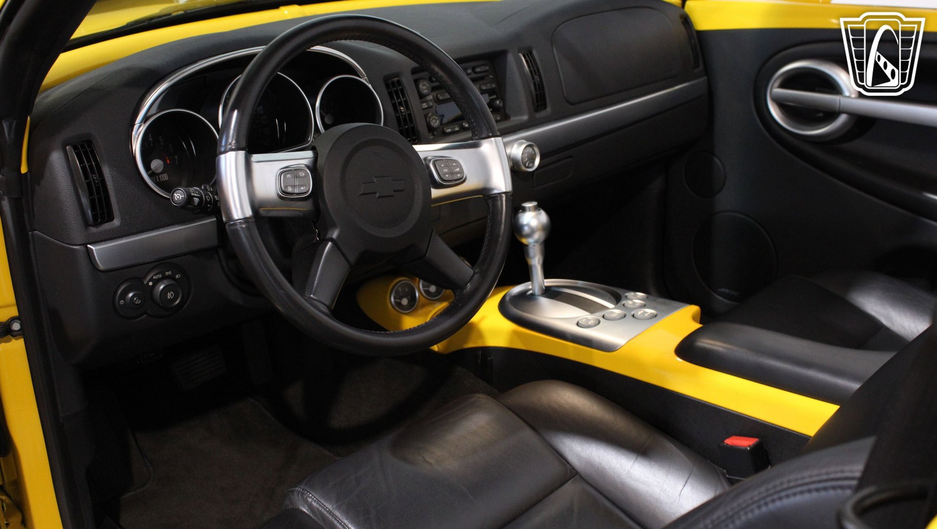 Used 2003 Chevrolet SSR w/ Preferred Equipment Group RWD image 29