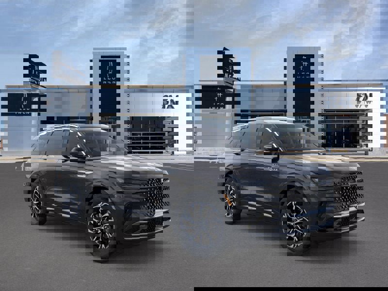 New 2026 Lincoln Nautilus Premier image 7