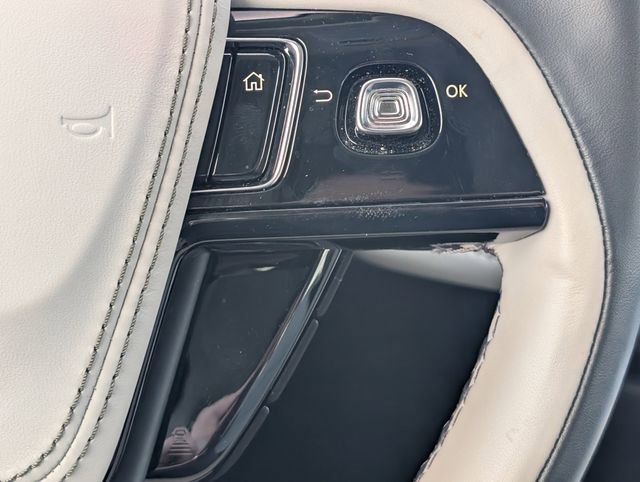 Used 2025 Lincoln Aviator Reserve w/ Equipment Group 201A AWD/4WD image 26