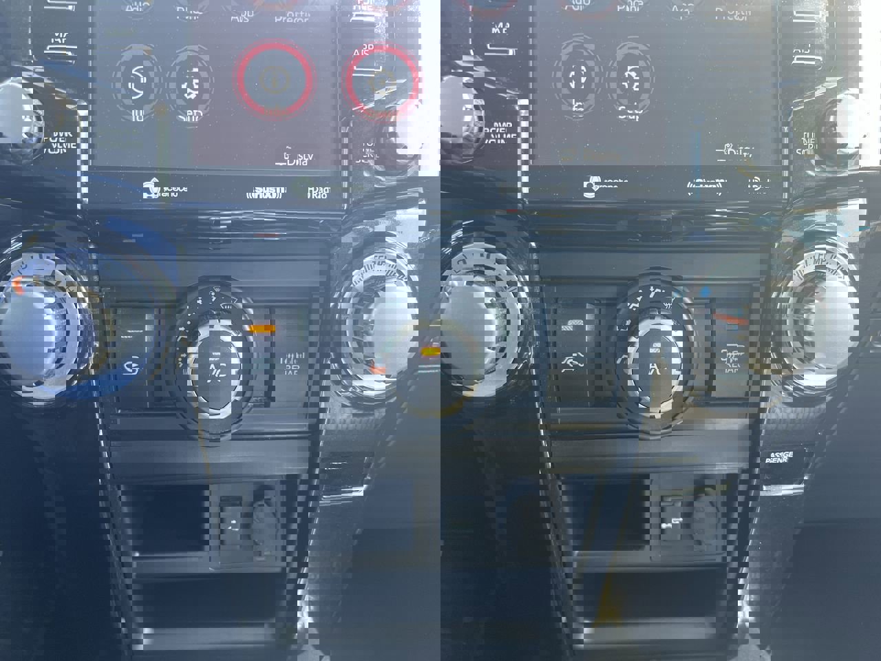 Used 2024 Toyota 4Runner TRD Off-Road image 29