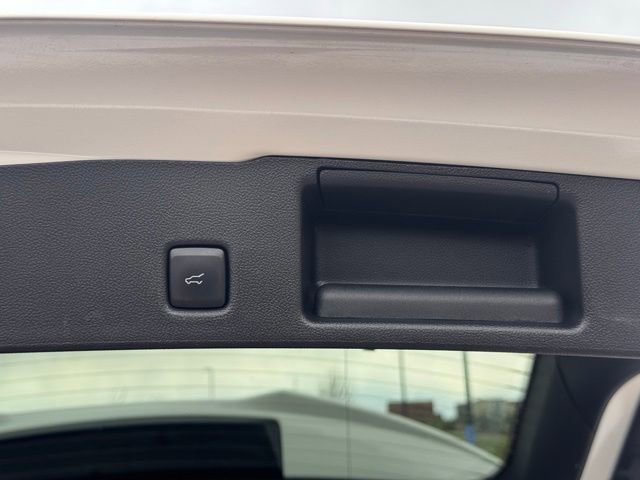 Used 2024 Ford Escape ST-Line w/ Tech Pack #1 AWD/4WD image 33