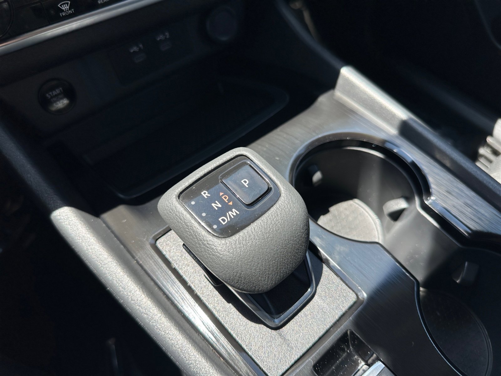 Used 2025 Nissan Rogue SV AWD/4WD image 22