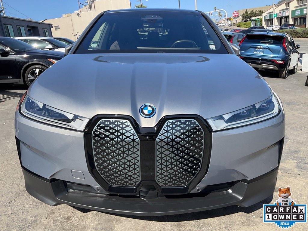 Used 2025 BMW iX xDrive50 w/ Premium Package AWD/4WD image 90