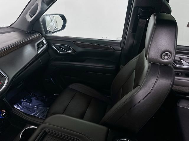 Used 2022 Chevrolet Tahoe LT w/ Luxury Package RWD image 22