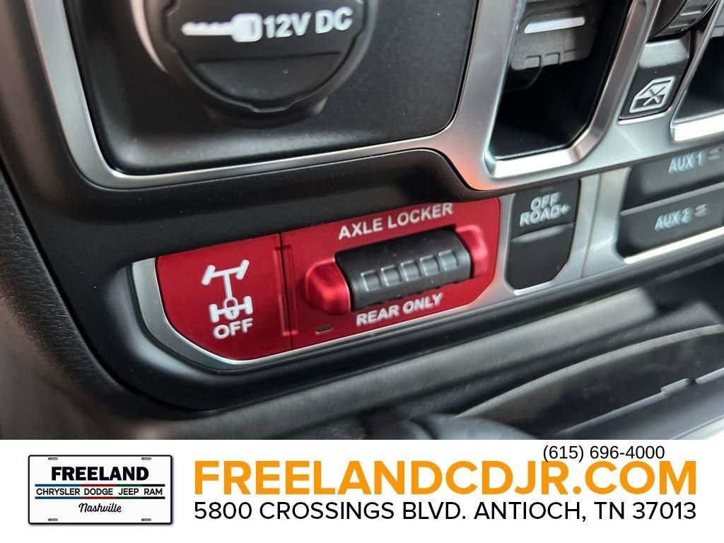 New 2025 Jeep Gladiator Mojave w/ Convenience Group image 14