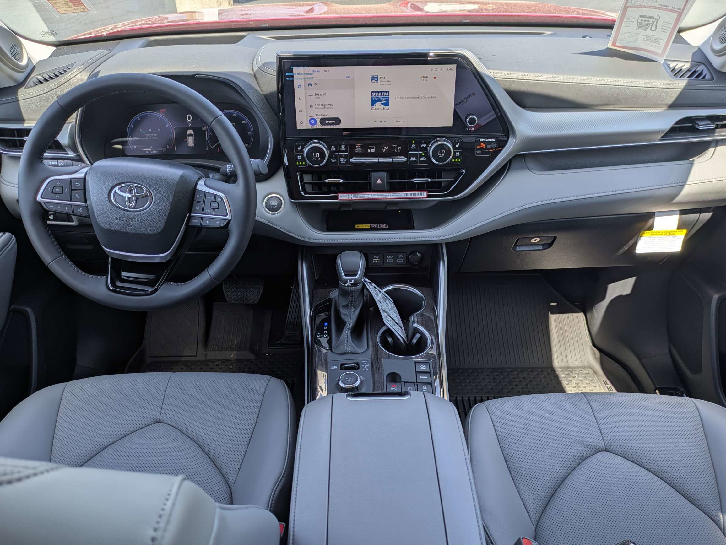 New 2026 Toyota Highlander Platinum AWD/4WD image 15