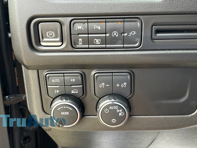 Used 2022 Chevrolet Tahoe LT w/ LT Signature Plus Package AWD/4WD image 37