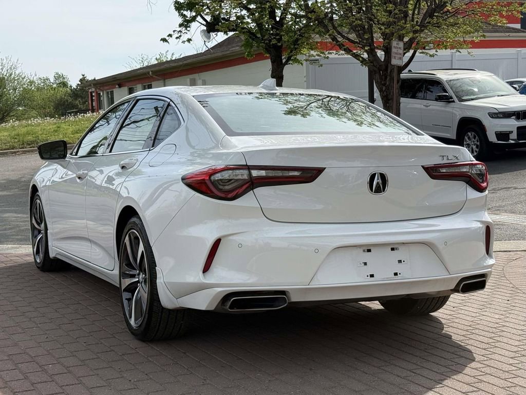 Used 2025 Acura TLX w/ Technology Package image 4