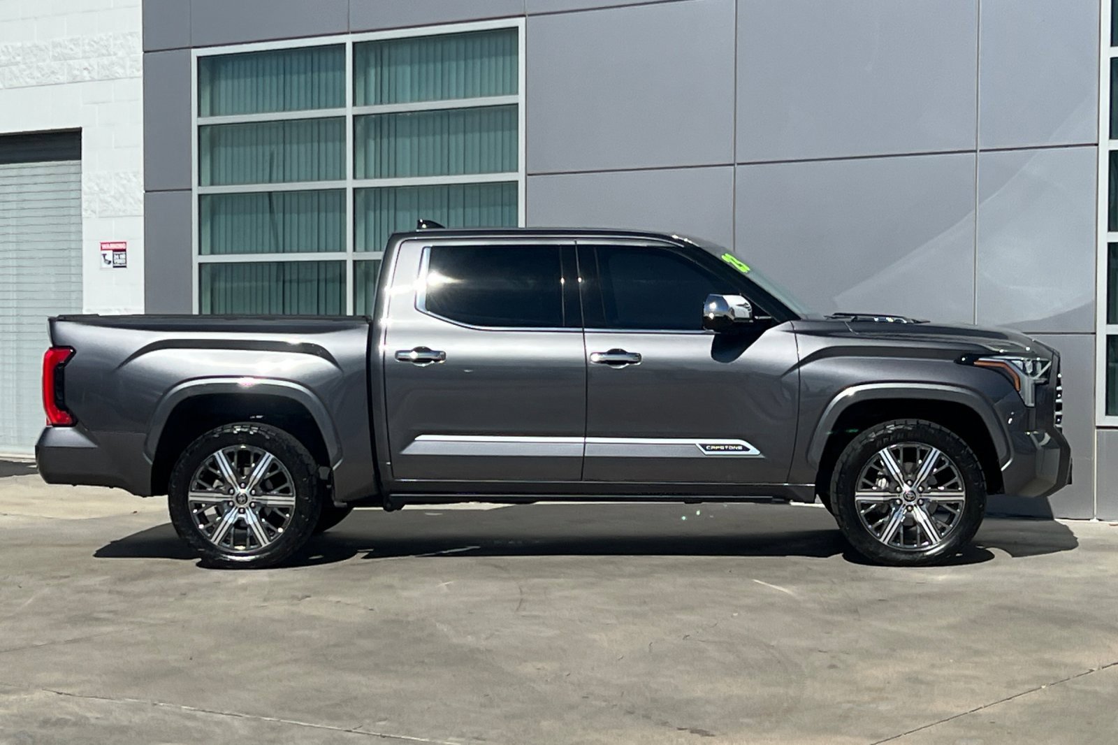 Used 2023 Toyota Tundra Capstone image 3