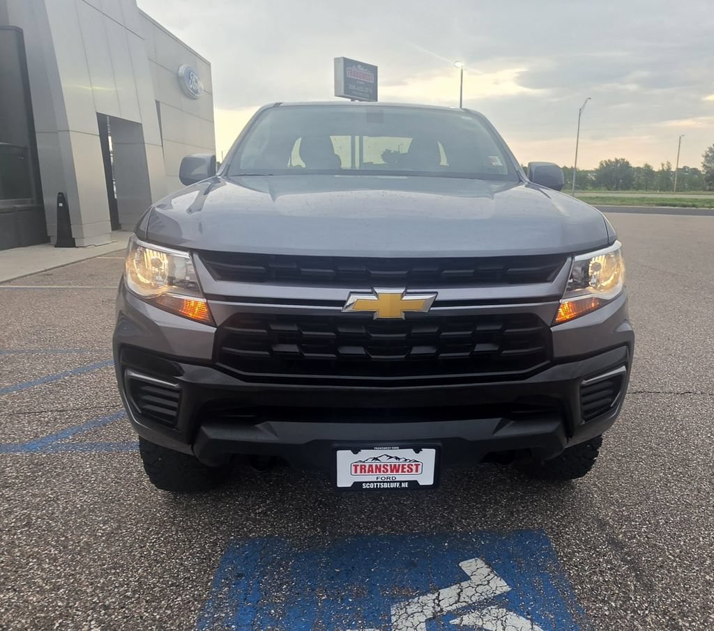 Used 2022 Chevrolet Colorado LT AWD/4WD image 4