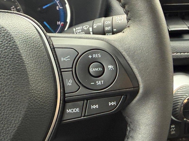 Used 2025 Toyota RAV4 Woodland Edition image 21