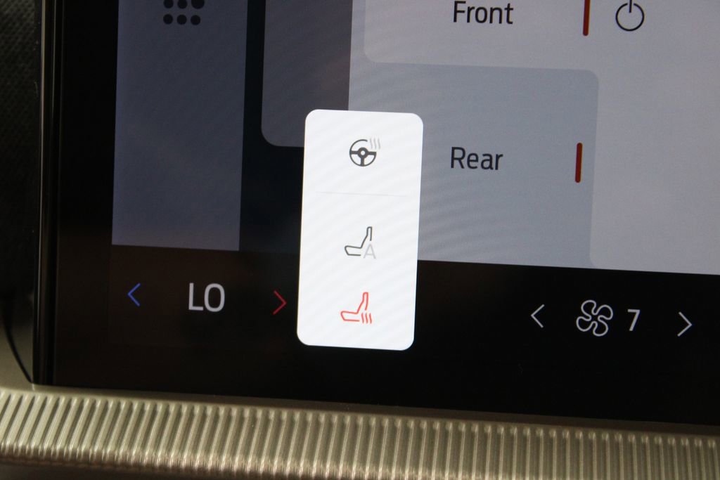 New 2026 Ford Explorer Active RWD image 50