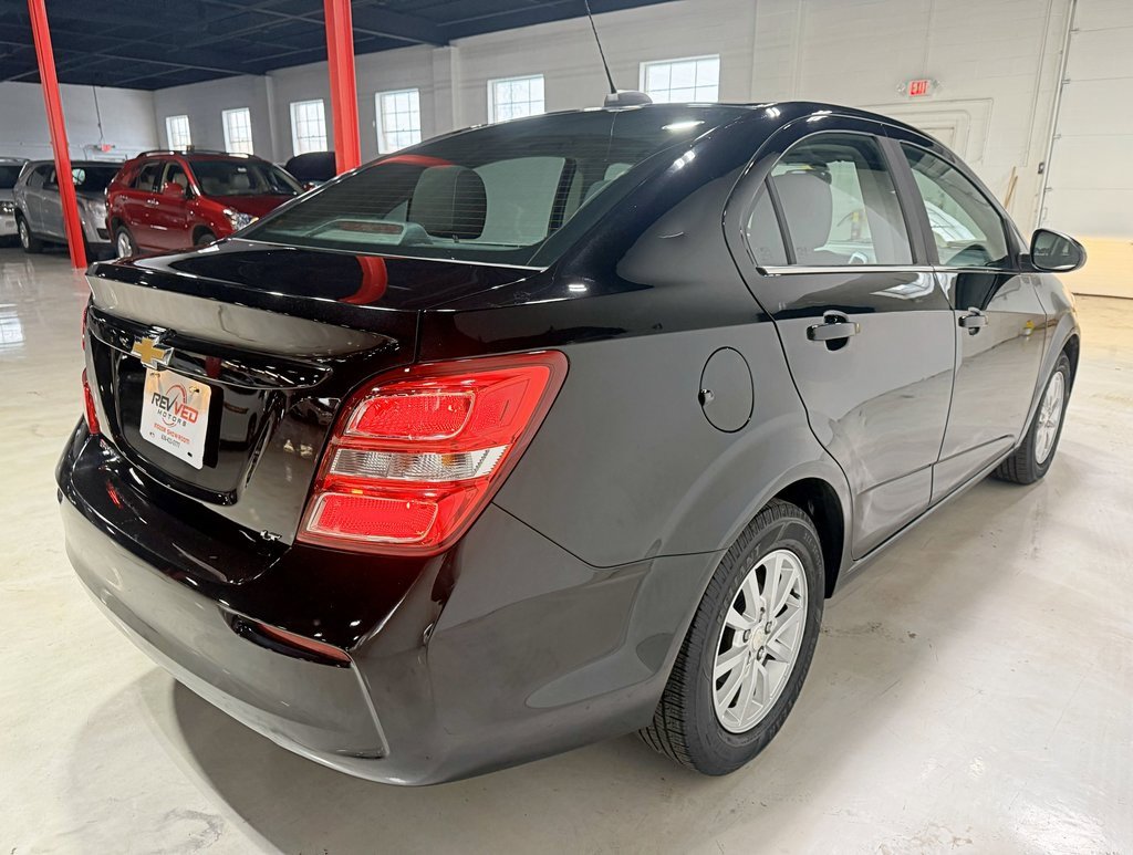 Used 2018 Chevrolet Sonic LT image 4