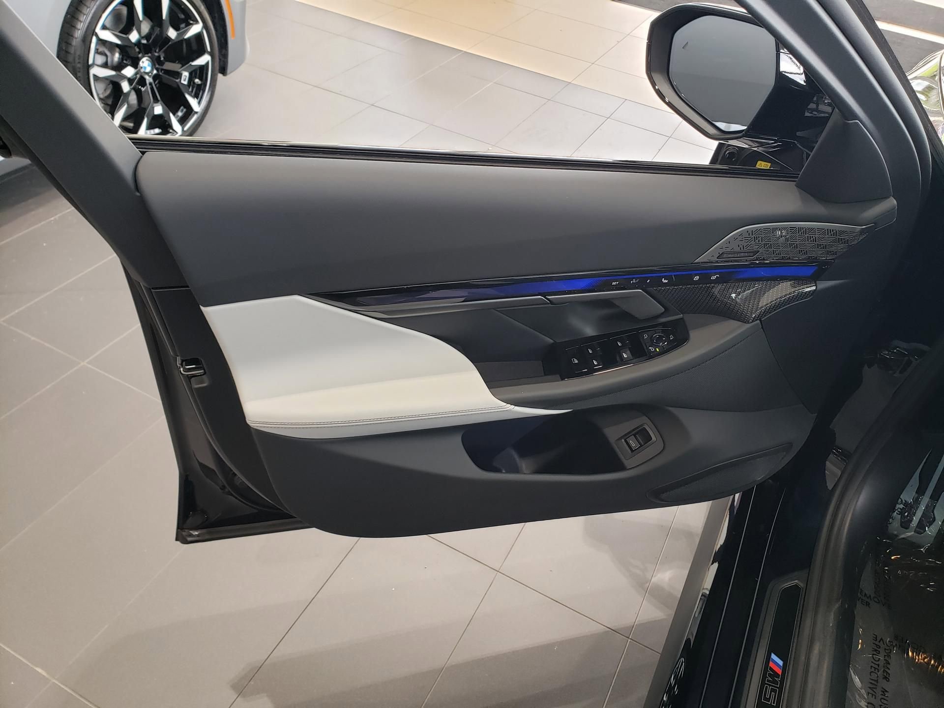 New 2026 BMW M5 Touring image 8