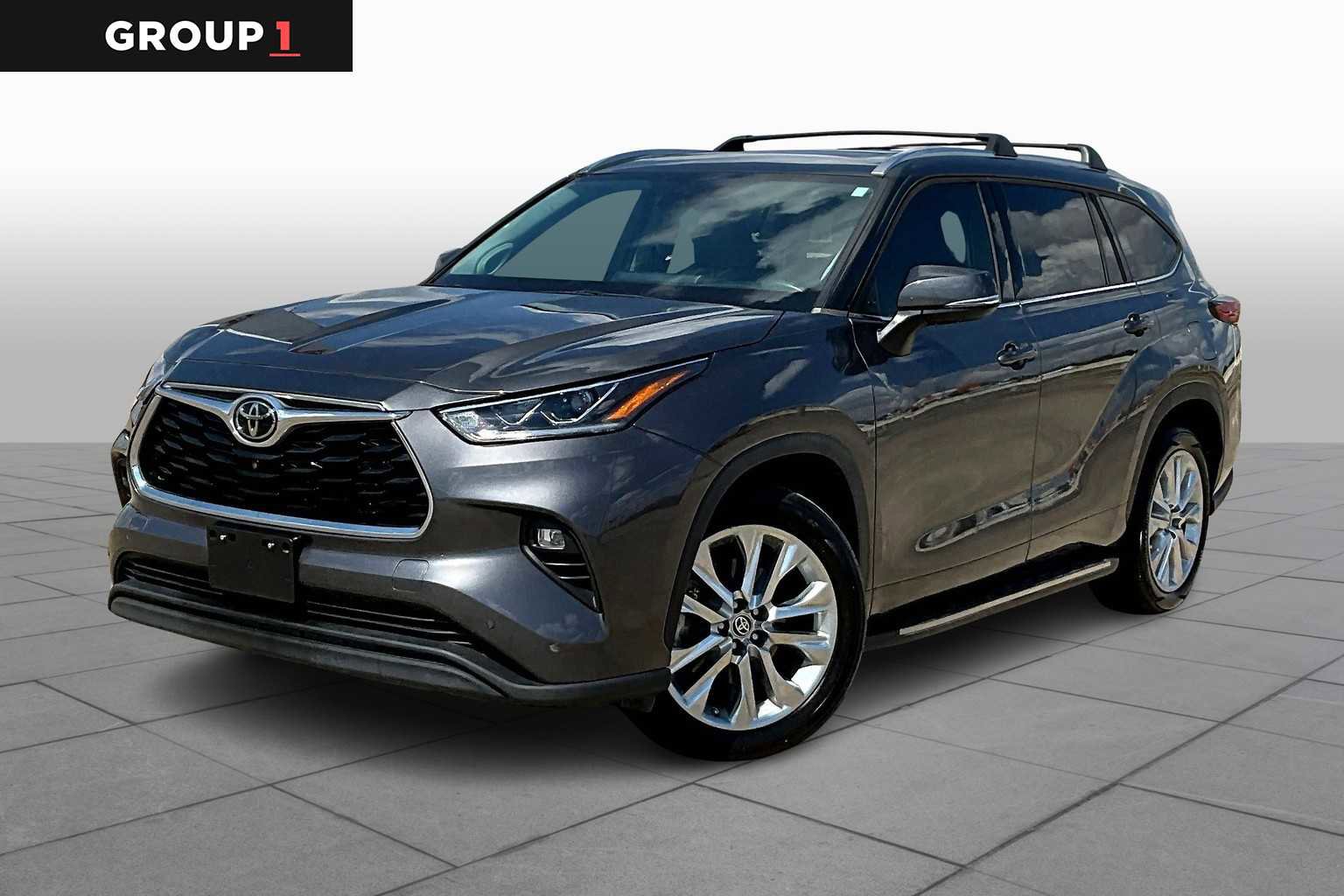 Used 2022 Toyota Highlander Limited