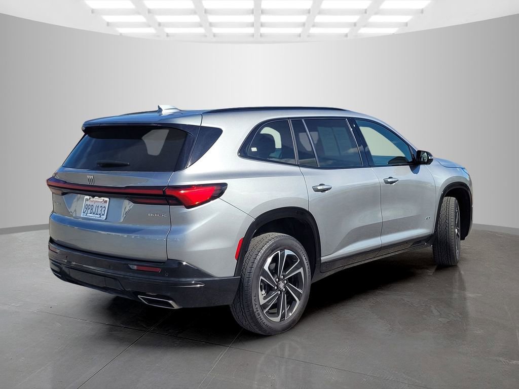 Used 2025 Buick Enclave Sport Touring image 4