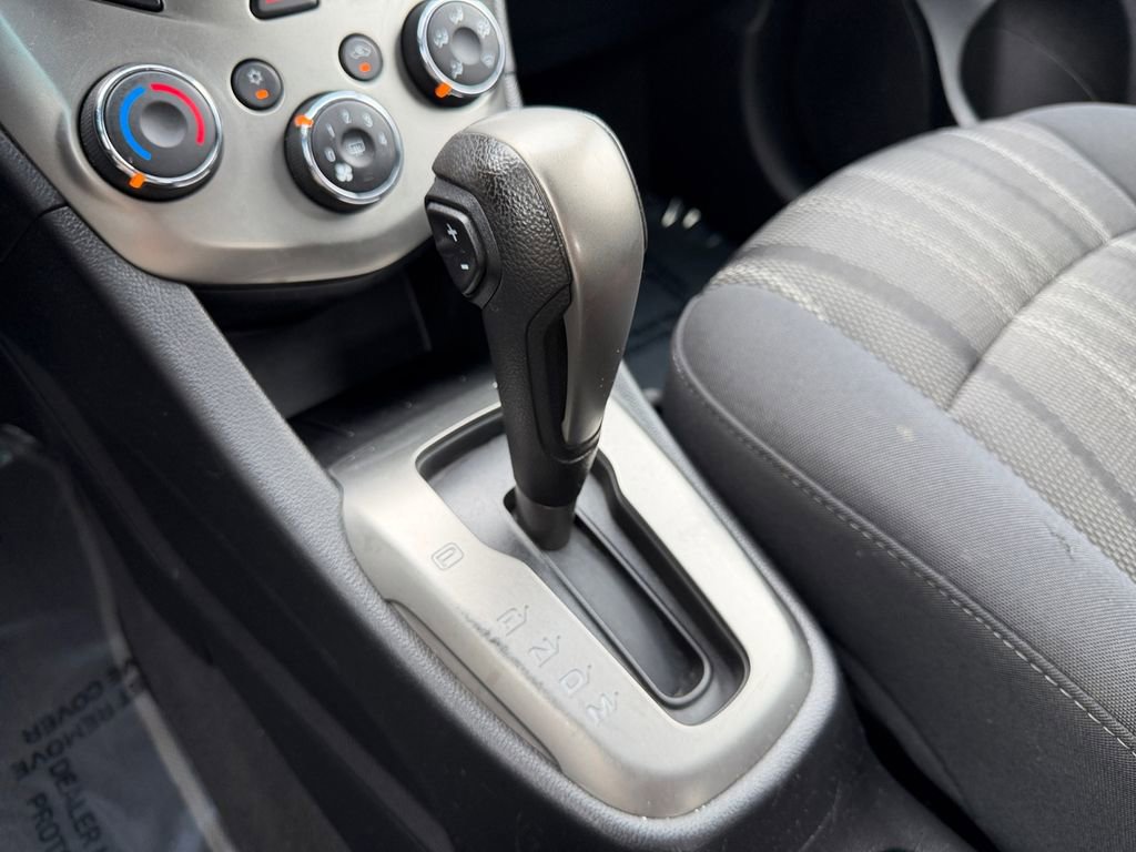 Used 2015 Chevrolet Sonic LT FWD image 15