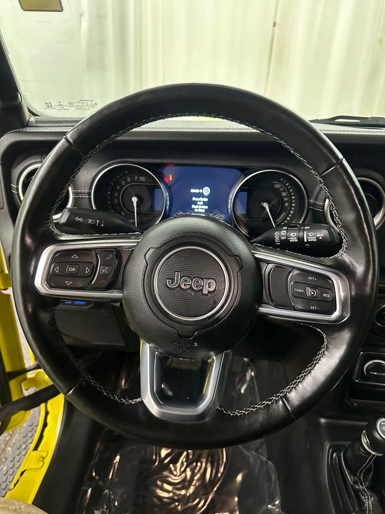 Used 2023 Jeep Wrangler Unlimited Sahara w/ Cold Weather Group image 15