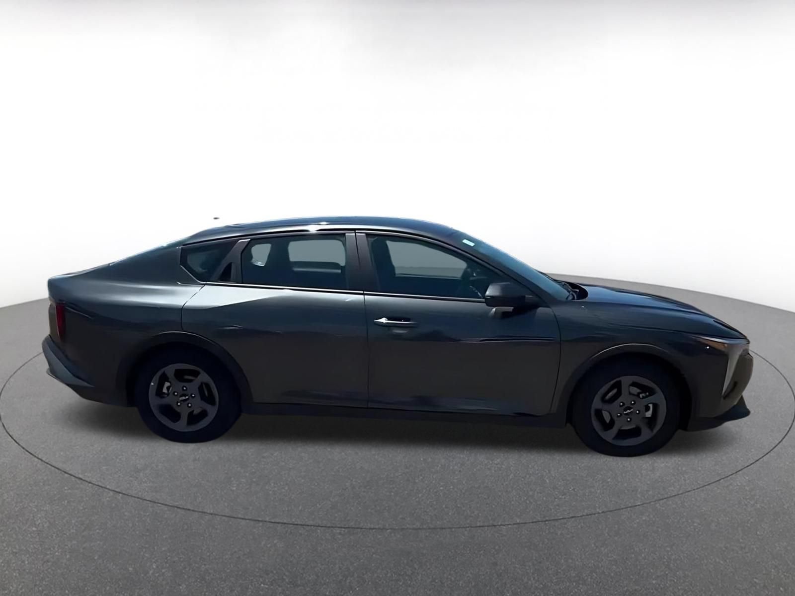 Used 2025 Kia K4 FWD image 14